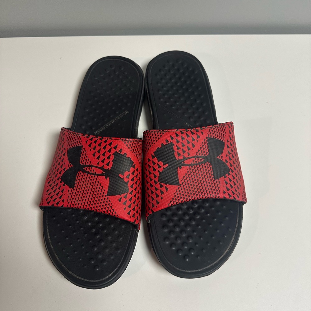 Men’s Under Armour Sandals size 13
